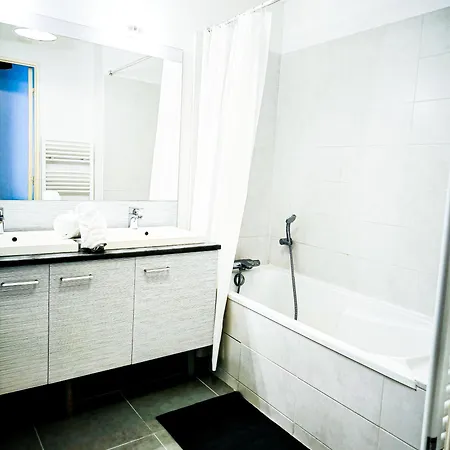 Appartement L'instant Aixois T3 Situe A Aix La Duranne Aix-en-Provence